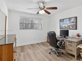 11254 NW 15th Ct, Pembroke Pines FL 33026