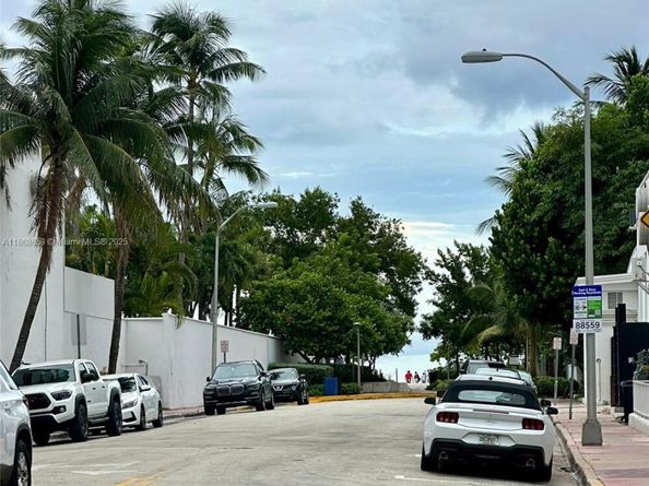 3030 Collins Ave 4F, Miami Beach FL 33140