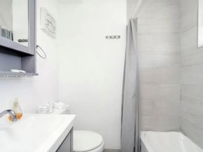 3030 Collins Ave 4F, Miami Beach FL 33140