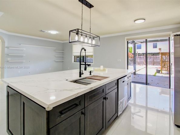 17650 SW 154th Pl, Miami FL 33187