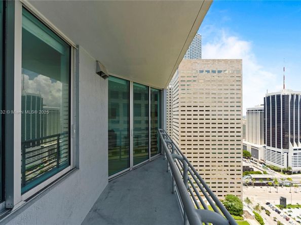 335 S Biscayne Blvd 3410, Miami FL 33131