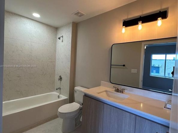 732 NW 2nd Ave, Fort Lauderdale FL 33311