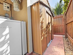 4331 SW 7th St, Miami FL 33134