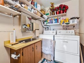 5775 W Fernley Dr W 107, Palm Beach FL 33415
