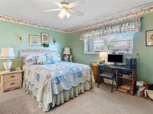 5775 W Fernley Dr W 107, Palm Beach FL 33415