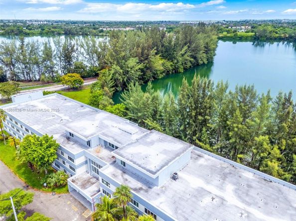 14820 Naranja Lakes Blvd PHD, Naranja FL 33032
