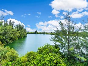 14820 Naranja Lakes Blvd PHD, Naranja FL 33032