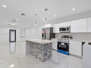 501 E 59th St, Hialeah FL 33013