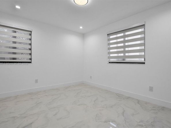 501 E 59th St, Hialeah FL 33013