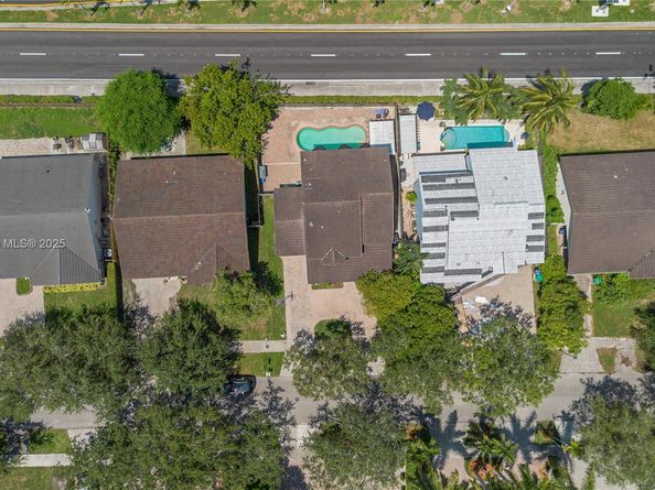 9822 SW 161st Pl, Miami FL 33196