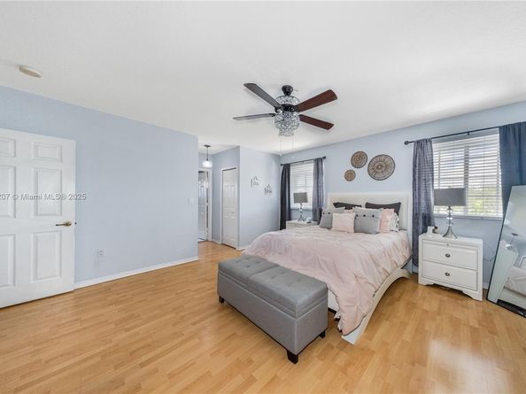 9822 SW 161st Pl, Miami FL 33196