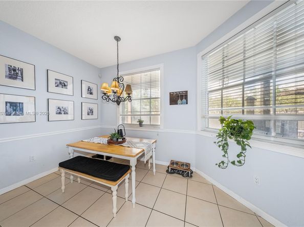 9822 SW 161st Pl, Miami FL 33196