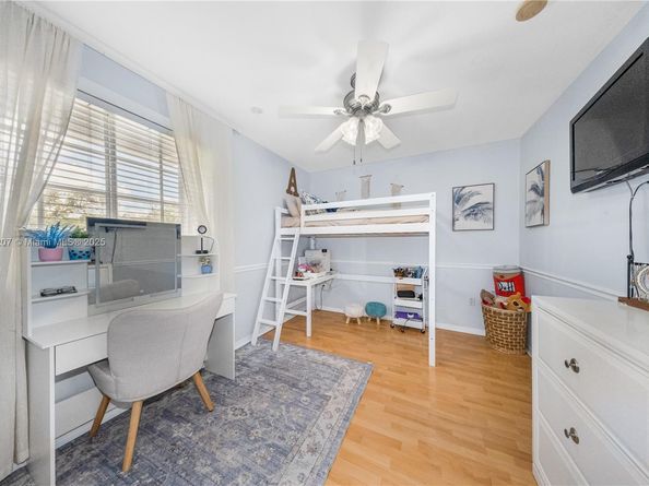 9822 SW 161st Pl, Miami FL 33196