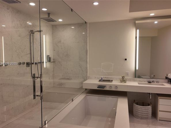 18555 Collins Ave 905, Sunny Isles Beach FL 33160