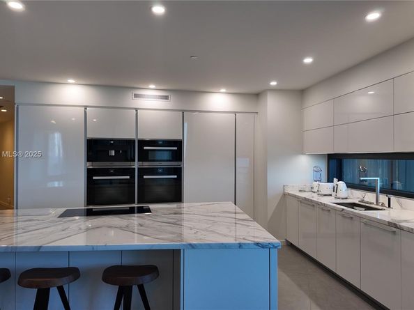 18555 Collins Ave 905, Sunny Isles Beach FL 33160