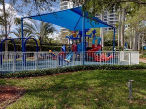 3600 Mystic Pointe Dr 613, Aventura FL 33180