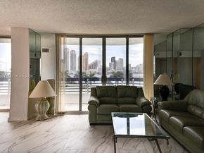 3600 Mystic Pointe Dr 613, Aventura FL 33180