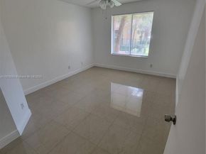 958 Coral Club Dr 958, Coral Springs FL 33071
