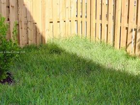 12517 NW 23rd Pl, Miami FL 33167