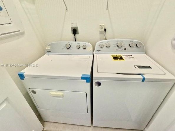 12517 NW 23rd Pl, Miami FL 33167