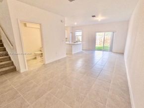 12517 NW 23rd Pl, Miami FL 33167