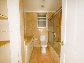 2228 SW 2nd St, Miami FL 33135