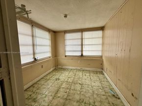 2228 SW 2nd St, Miami FL 33135