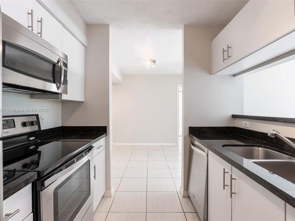 12136 Saint Andrews Pl 204, Miramar FL 33025