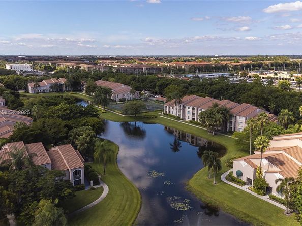 12136 Saint Andrews Pl 204, Miramar FL 33025