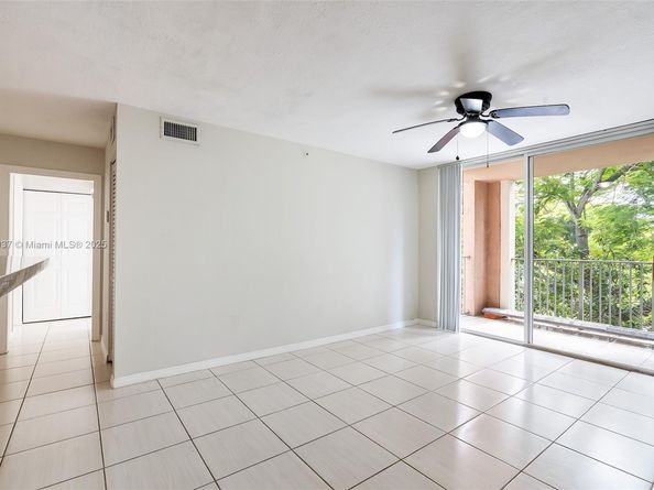 12136 Saint Andrews Pl 204, Miramar FL 33025