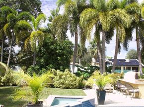 1086 NW 113th Way, Coral Springs FL 33071