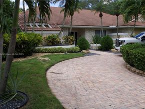 1086 NW 113th Way, Coral Springs FL 33071