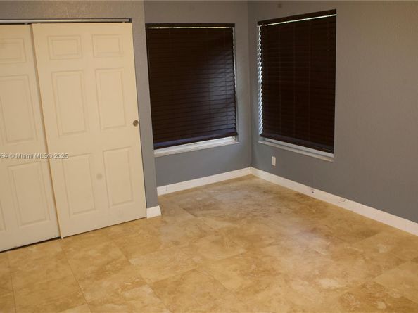 1086 NW 113th Way, Coral Springs FL 33071