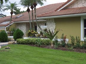 1086 NW 113th Way, Coral Springs FL 33071