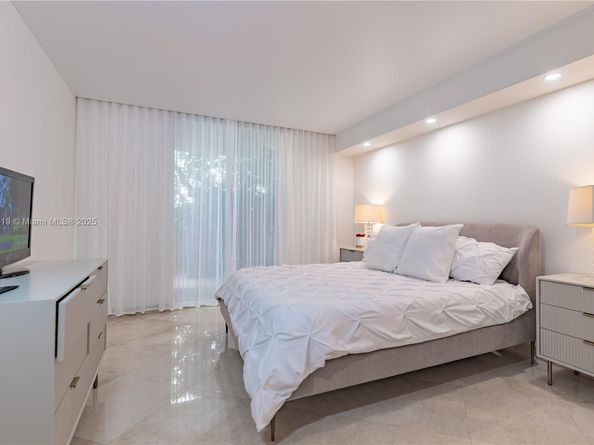 17555 Atlantic Blvd 508, Sunny Isles Beach FL 33160