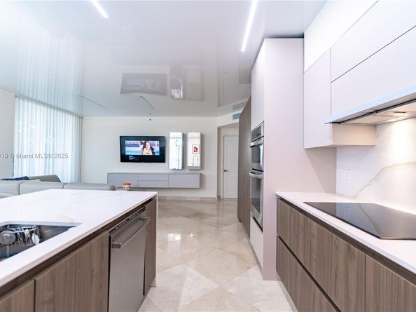 17555 Atlantic Blvd 508, Sunny Isles Beach FL 33160