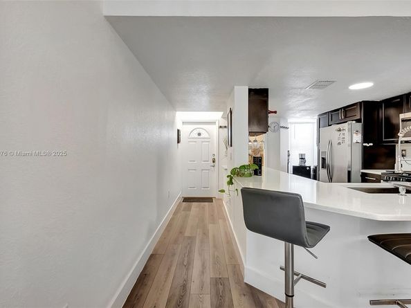1187 NW 123rd Pl 204, Miami FL 33182