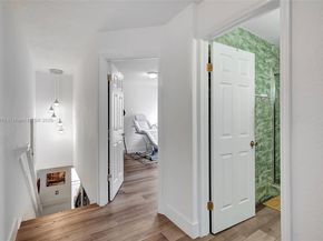1187 NW 123rd Pl 204, Miami FL 33182