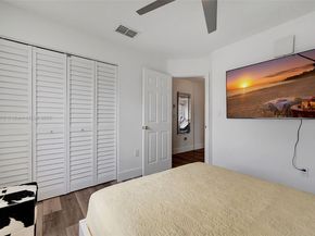 1187 NW 123rd Pl 204, Miami FL 33182