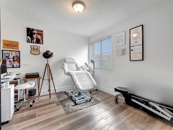 1187 NW 123rd Pl 204, Miami FL 33182