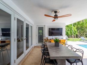 550 Pidgeon Plum Ln, Miami FL 33137