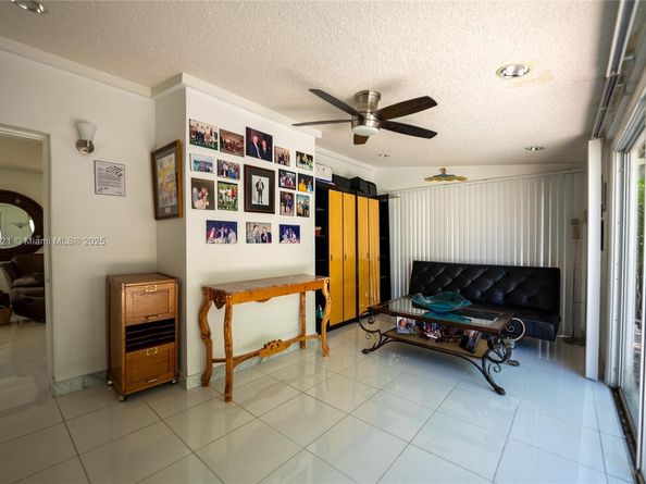 2701 N Atlantic Blvd, Fort Lauderdale FL 33308