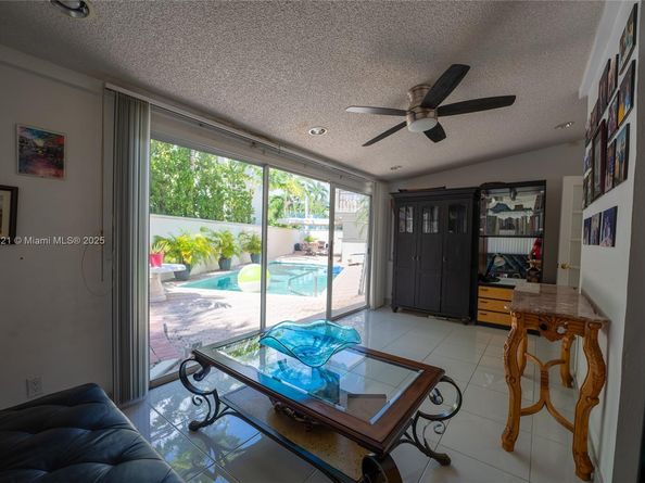 2701 N Atlantic Blvd, Fort Lauderdale FL 33308