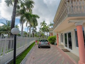 2701 N Atlantic Blvd, Fort Lauderdale FL 33308
