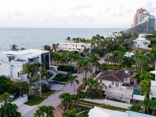 2701 N Atlantic Blvd, Fort Lauderdale FL 33308
