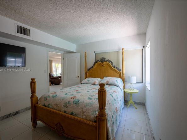 2701 N Atlantic Blvd, Fort Lauderdale FL 33308