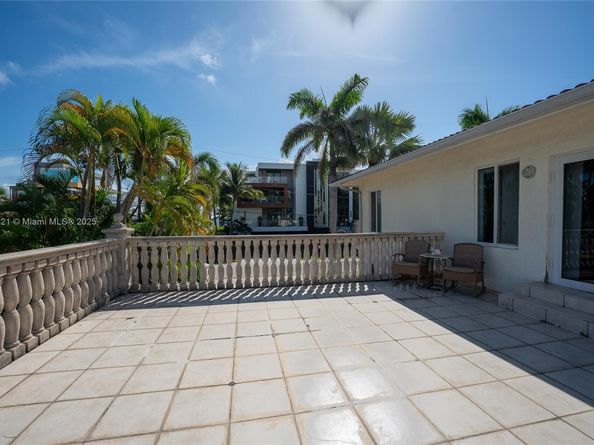 2701 N Atlantic Blvd, Fort Lauderdale FL 33308