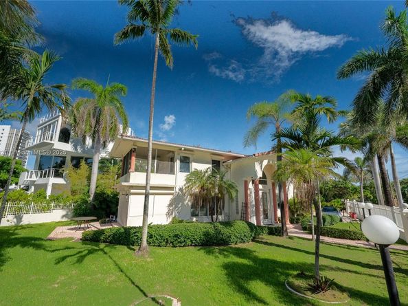 2701 N Atlantic Blvd, Fort Lauderdale FL 33308