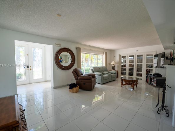 2701 N Atlantic Blvd, Fort Lauderdale FL 33308