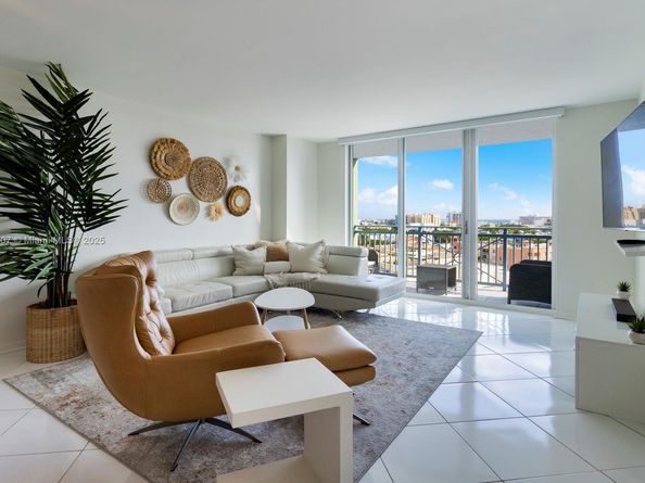90 Alton Rd 1005, Miami Beach FL 33139